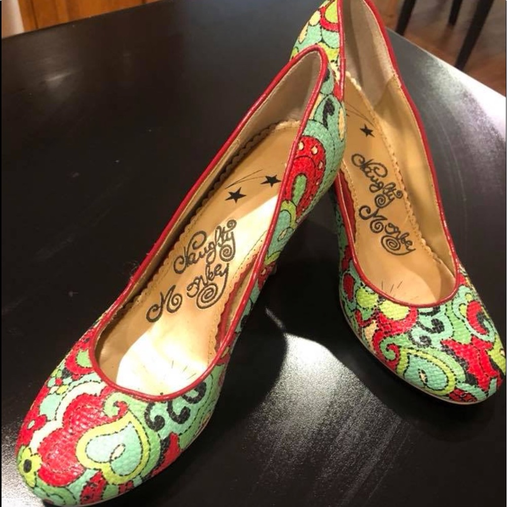Naughty Monkey gently used size 9